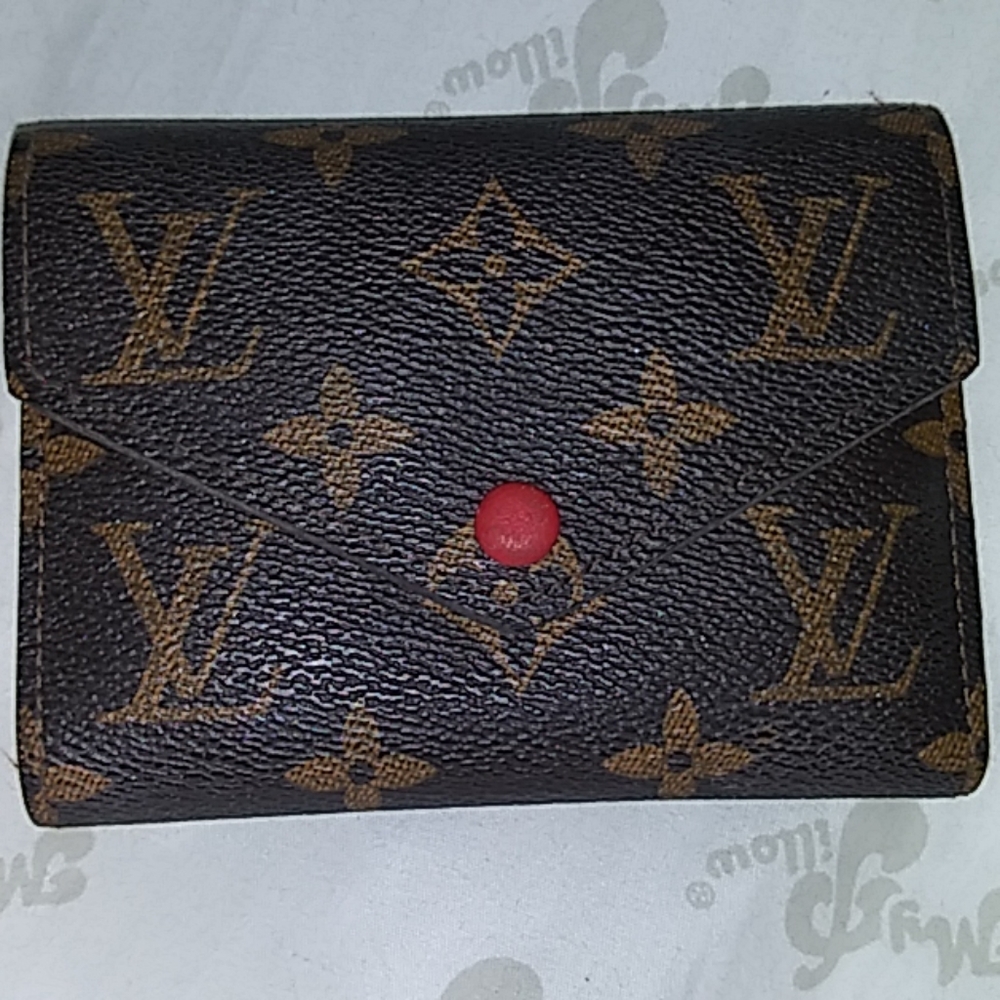 Louis Vuitton Monogram Canvas Victorine Wallet